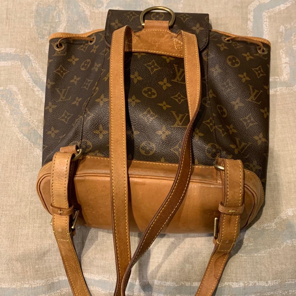 Authentic Louis Vuitton Montsouris Backpack - Picture 4 of 16